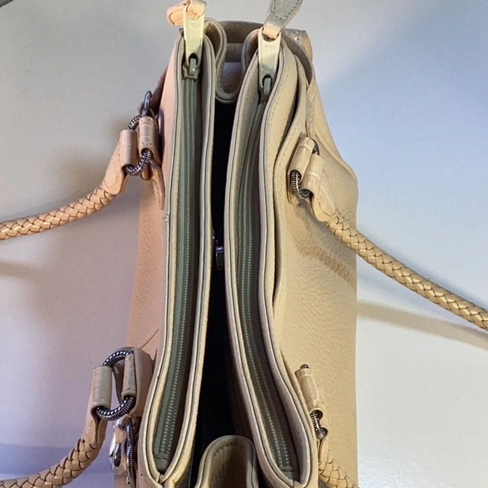 Brighton Beige/Tan Leather Shoulder Bag